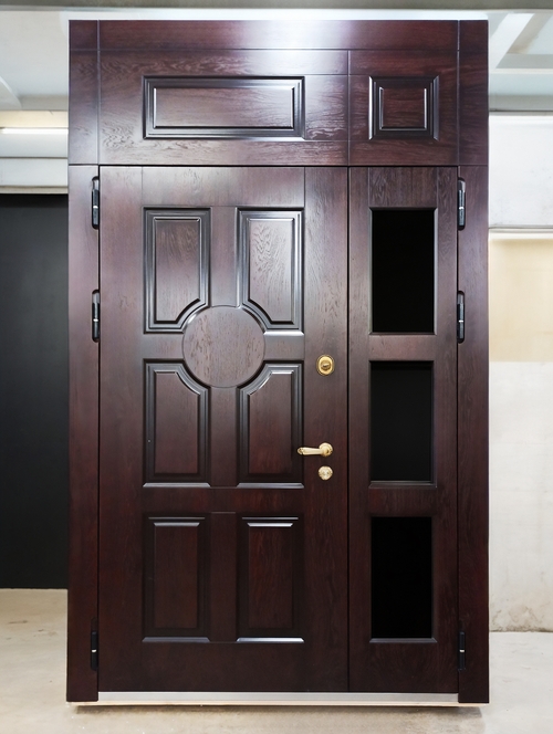 Парадная дверь с МДФ шпон Парадная дверь с МДФ шпон