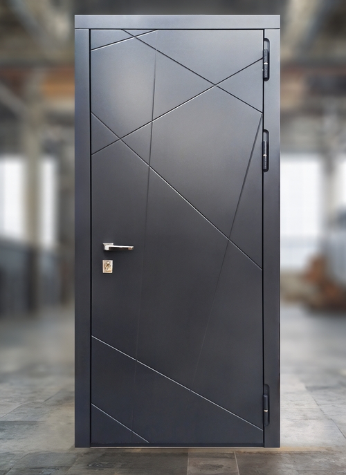 Стальная дверь с шумоизоляцией и геометрическим рисунком Стальная дверь с шумоизоляцией и геометрическим рисунком